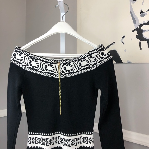 Eliza J - off the shoulder Greece dress - Picture 3 of 3